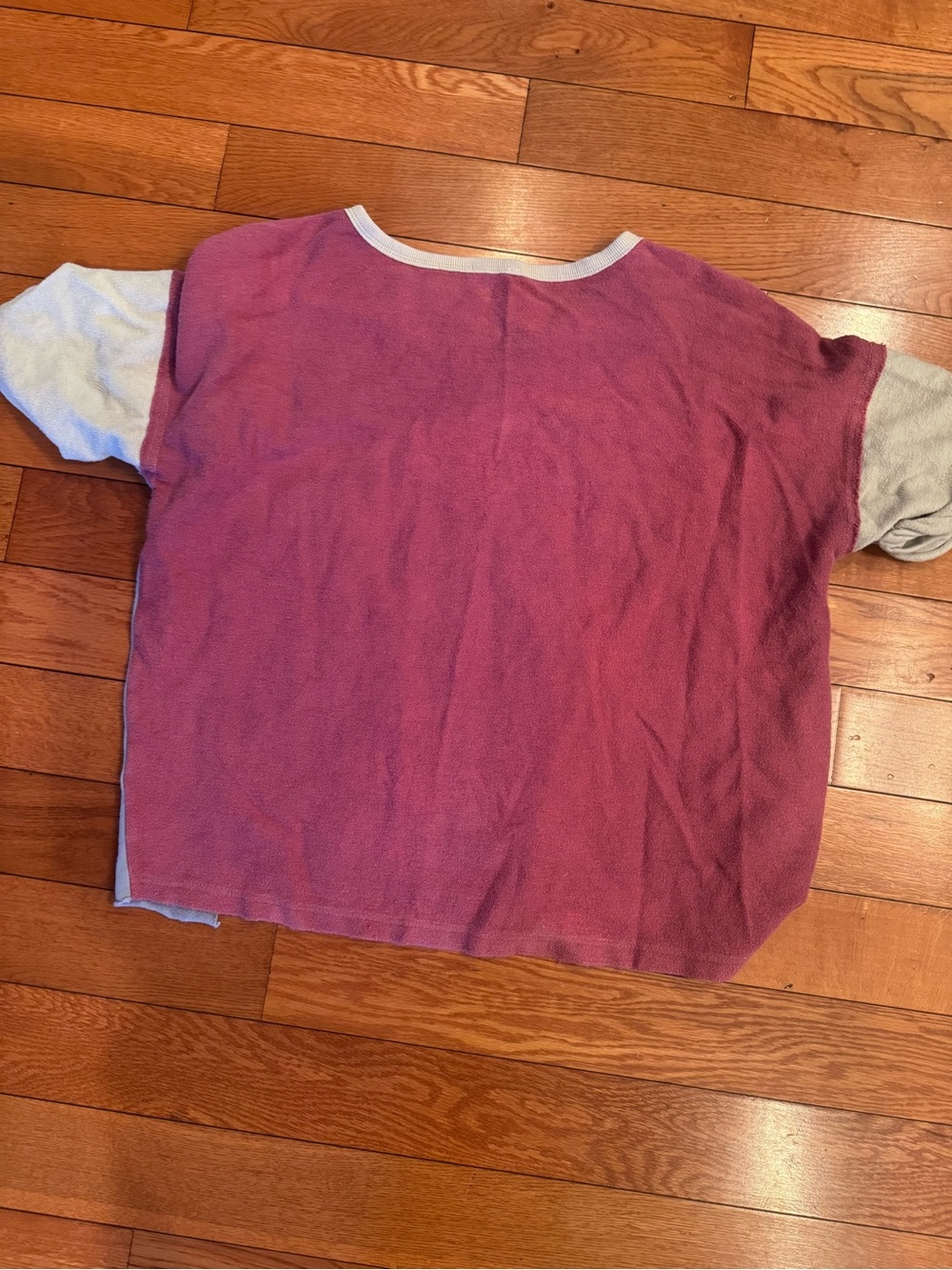 Easel Pastel Colorblock Raw Hem Short Sleeve Top - Medium - Picture 5 of 6